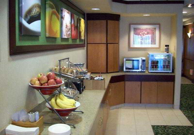 Fairfield & By Marriott Hotel 3*